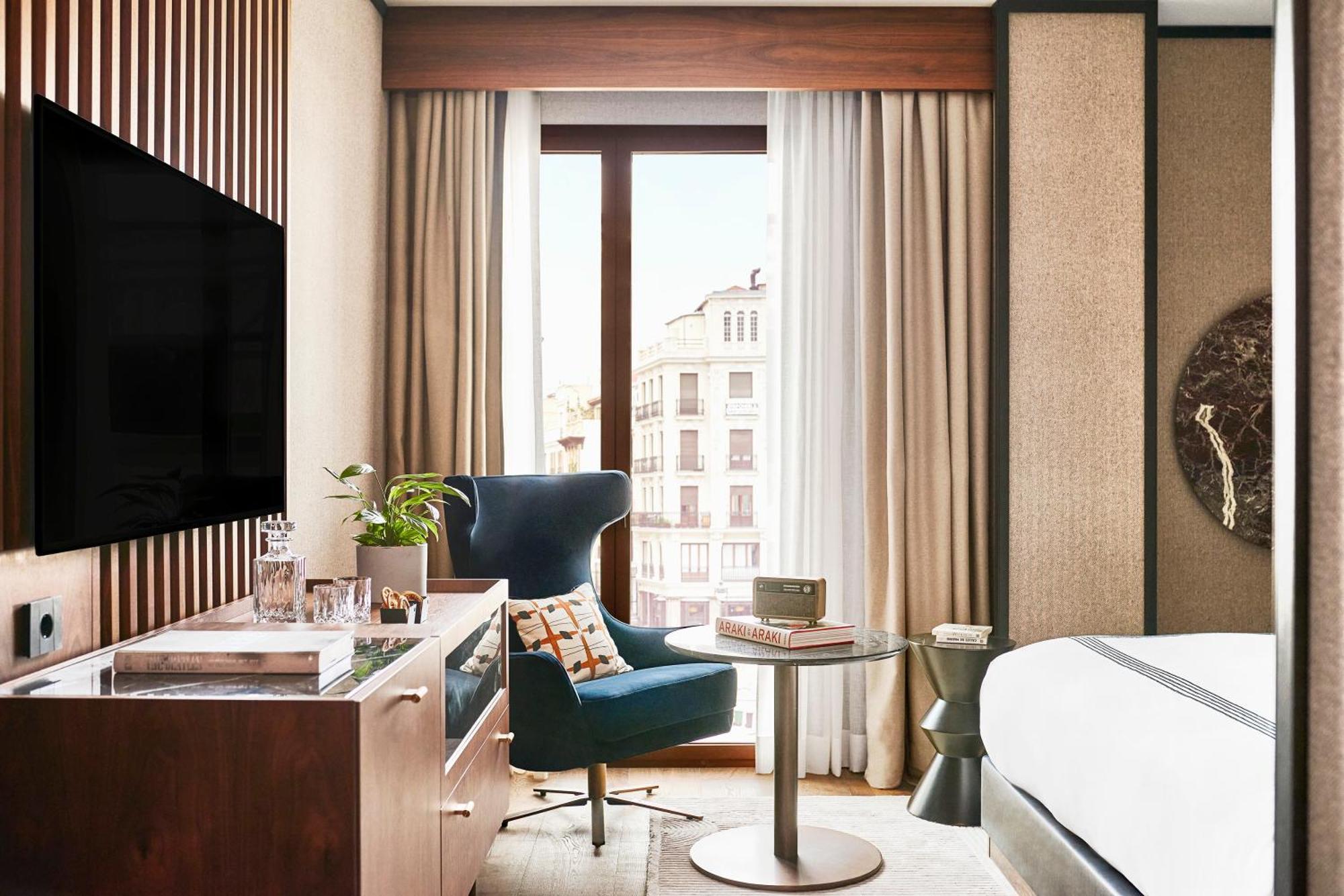 Thompson Madrid, By Hyatt Hotel Bagian luar foto