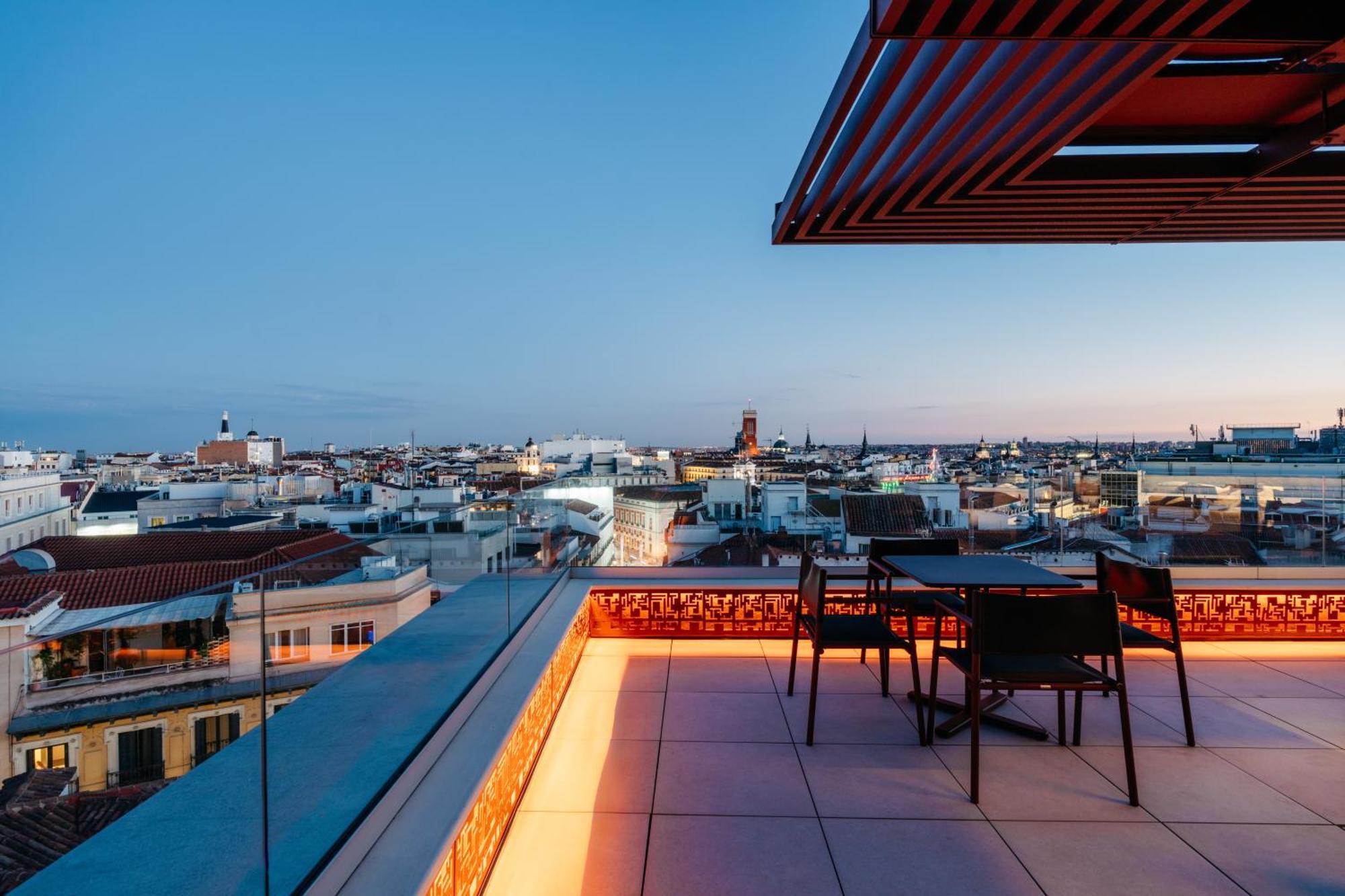 Thompson Madrid, By Hyatt Hotel Bagian luar foto