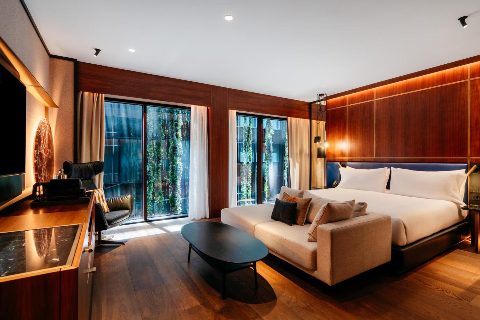 Thompson Madrid, By Hyatt Hotel Bagian luar foto