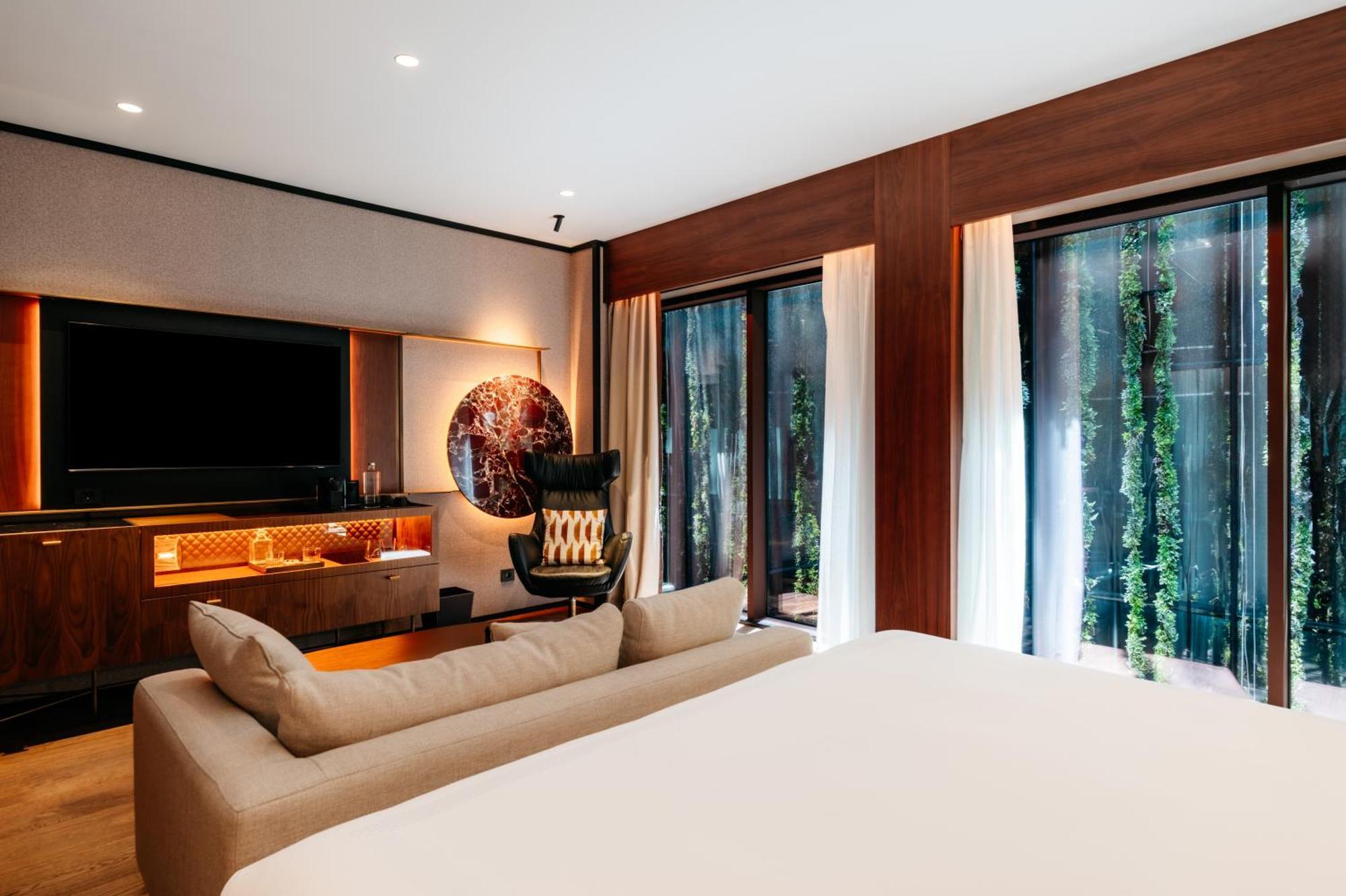 Thompson Madrid, By Hyatt Hotel Bagian luar foto